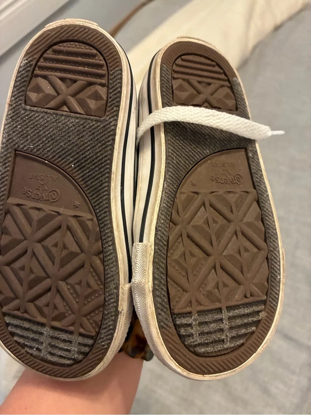 Converse classic low